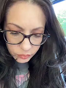 BeautifulMesss online show from 09-14-25, 03:23