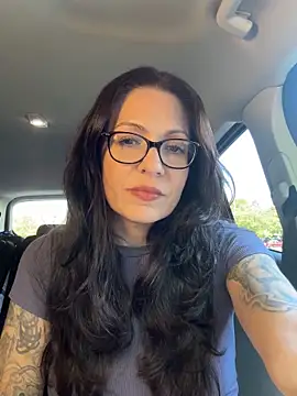 BeautifulMesss online show from 10-07-25, 03:35