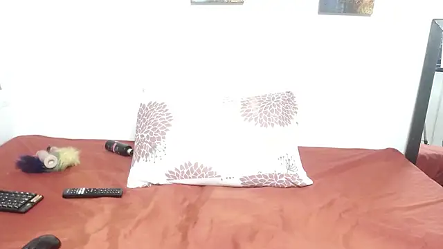 Madeline Woods online show from 10-04-25, 12:07