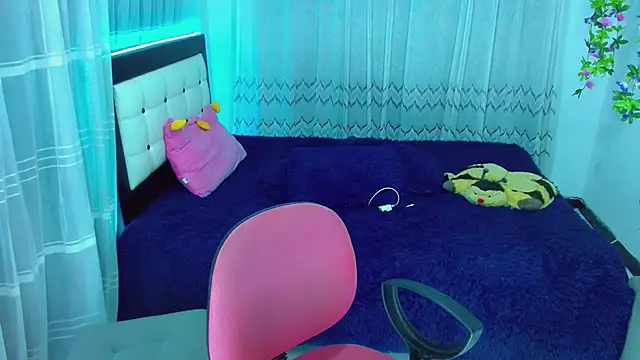 TaylorMon online show from 03-26-26, 03:38