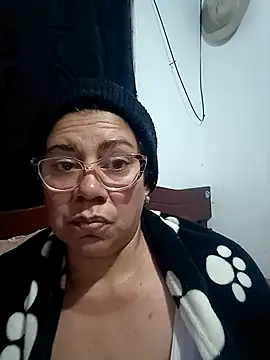 Snapshot of sorbetico_perverse chatting on 12-13-25, 08:59 sorbetico perverse online show from 12-13-25, 08:59