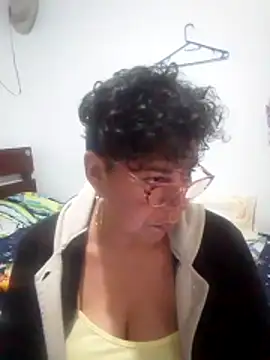 Snapshot of sorbetico_perverse chatting on 11-15-25, 12:14 sorbetico perverse online show from 11-15-25, 12:14