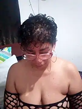 Snapshot of sorbetico_perverse chatting on 11-17-25, 12:31 sorbetico perverse online show from 11-17-25, 12:31