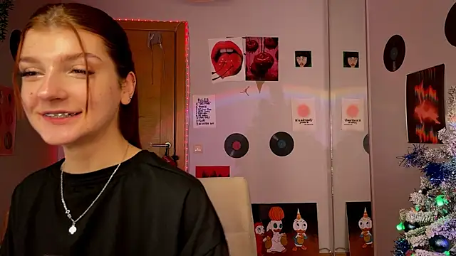 Snapshot of Bunny_ShyGirl chatting on 12-19-24, 06:34 Bunny ShyGirl online show from 12-19-24, 06:34