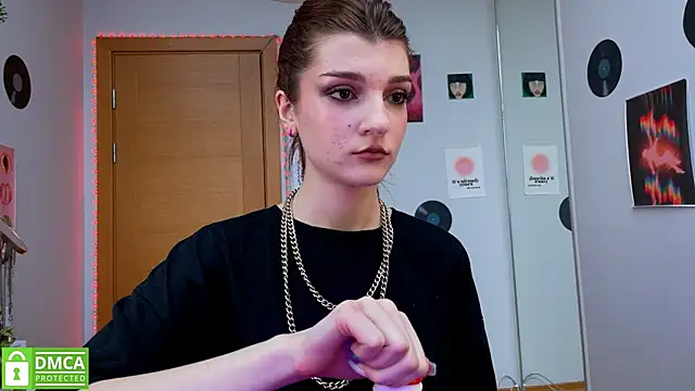 Snapshot of Bunny_ShyGirl chatting on 01-23-25, 08:36 Bunny ShyGirl online show from 01-23-25, 08:36