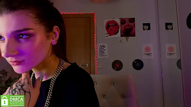 Snapshot of Bunny_ShyGirl chatting on 01-23-25, 02:39 Bunny ShyGirl online show from 01-23-25, 02:39