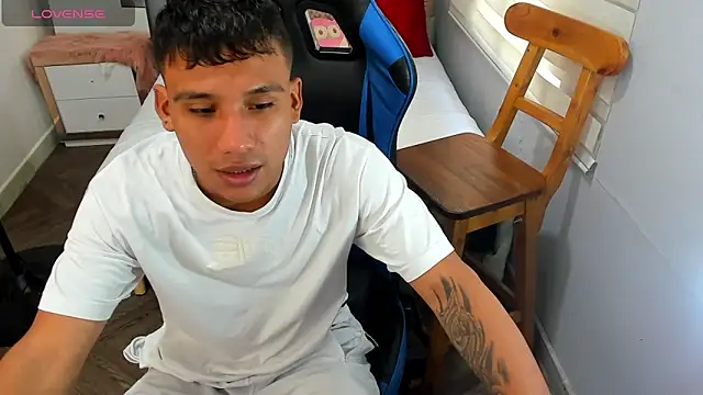 Backsex boy online show from 10-09-25, 03:56