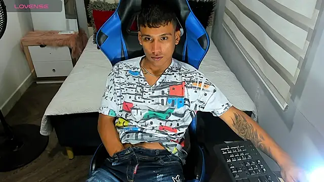 Backsex boy online show from 10-12-25, 09:43