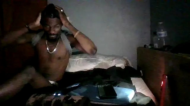 Snapshot of mexxy_l chatting on 10-26-25, 04:13 mexxy l online show from 10-26-25, 04:13