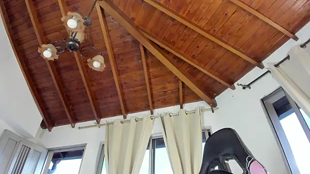 IsaFontanna online show from 02-11-26, 11:04