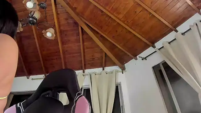 IsaFontanna online show from 02-07-26, 02:41