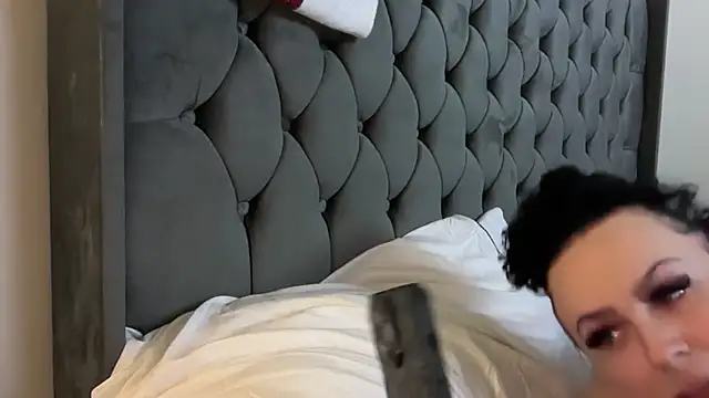 riri bstvx online show from 01-10-26, 09:43