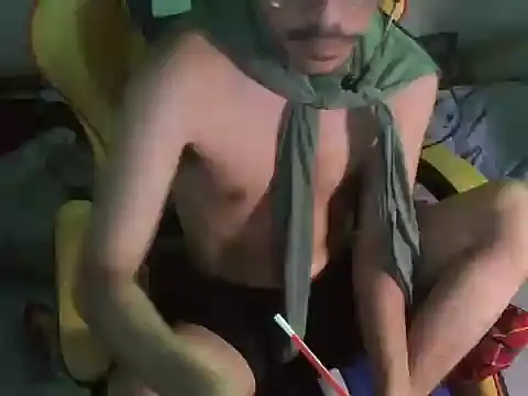 cloudyth1994 online show from 12-23-24, 07:20