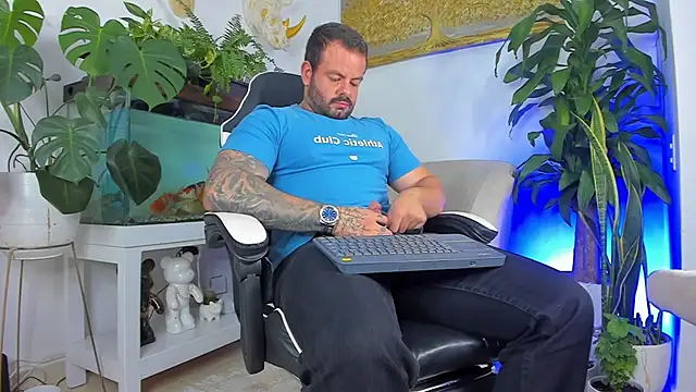 Johnnygrayson1 online show from 04-09-26, 11:33