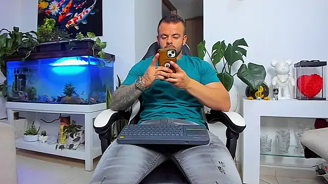 Johnnygrayson1 online show from 11-02-25, 02:05