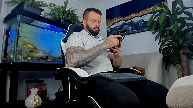 Johnnygrayson1 online show from 07-12-26, 01:06
