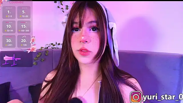 Yuri Stars online show from 11-25-25, 04:57