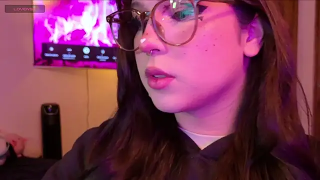 Yuri Stars online show from 03-18-26, 02:26