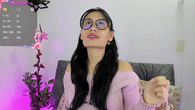 Snapshot of NayeCloud chatting on 06-04-26, 04:17 NayeCloud online show from 06-04-26, 04:17