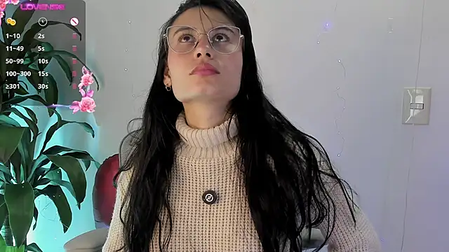 NayeCloud online show from 04-15-26, 02:32