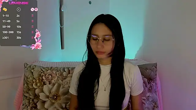 NayeCloud online show from 02-21-26, 04:03