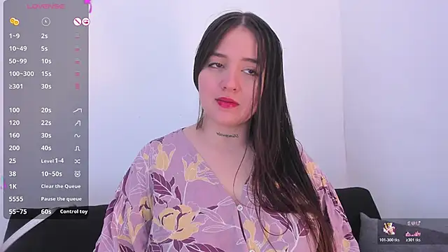 Sabrina Lennox online show from 06-17-26, 06:29
