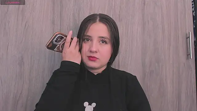 Snapshot of Sabrina_Lennox chatting on 05-14-26, 02:19 Sabrina Lennox online show from 05-14-26, 02:19