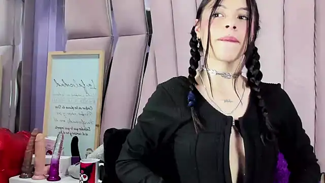 Sasha Petitte online show from 09-20-25, 04:50