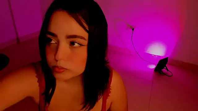 Snapshot of ValeryySoto_ chatting on 12-10-24, 04:34 ValeryySoto online show from 12-10-24, 04:34