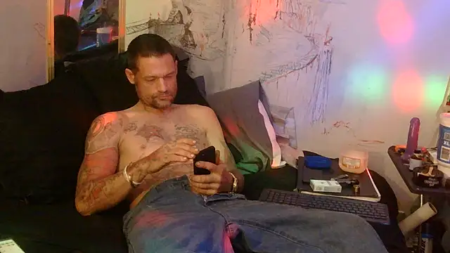 TheOneYouLove69 online show from 05-04-26, 01:09