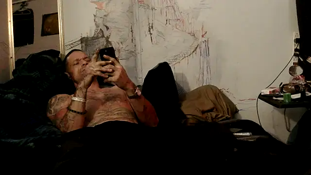TheOneYouLove69 online show from 04-23-26, 11:50