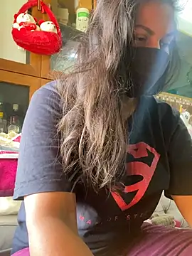 HaaniKaur online show from 04-16-26, 06:36