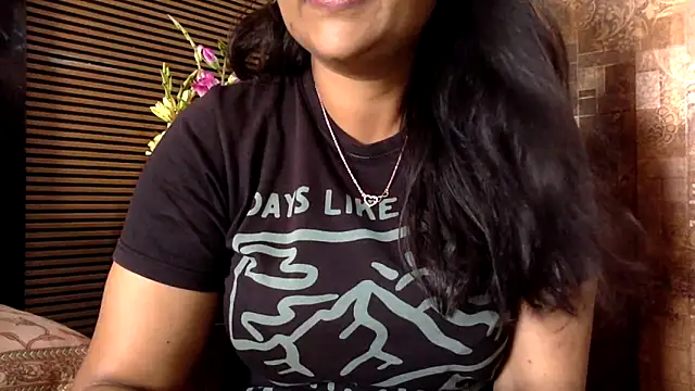 HaaniKaur online show from 02-16-26, 08:57