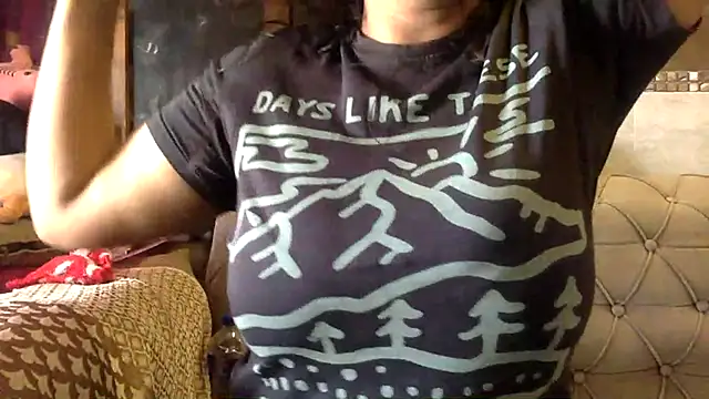 HaaniKaur online show from 03-20-26, 08:37