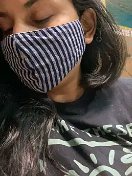 HaaniKaur online show from 01-10-25, 05:24