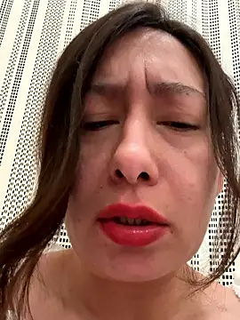 xLadyScarlettx online show from 01-12-26, 03:57