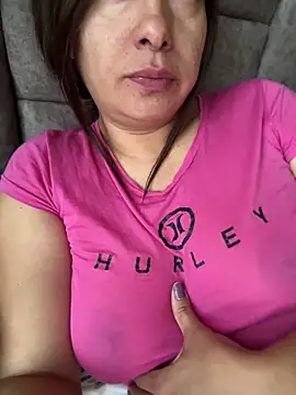 Snapshot of xLadyScarlettx chatting on 03-13-25, 01:29 xLadyScarlettx online show from 03-13-25, 01:29