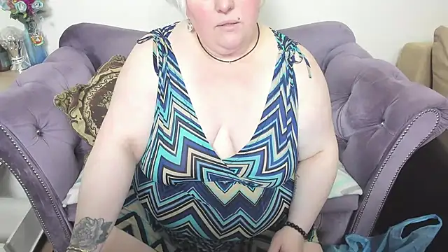 fashiona online show from 02-02-26, 09:03