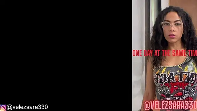 Snapshot of sara_smith45 chatting on 09-16-25, 11:00 sara smith45 online show from 09-16-25, 11:00