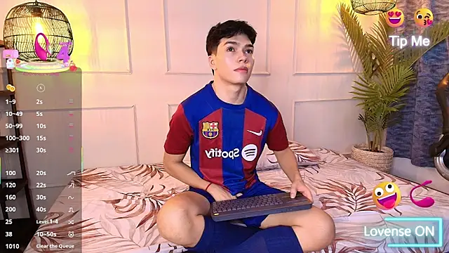 Snapshot of luandy chatting on 02-26-26, 12:16 luandy online show from 02-26-26, 12:16