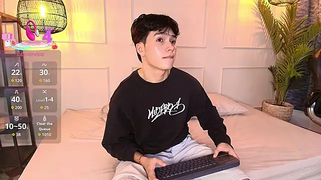 luandy online show from 12-22-25, 09:04