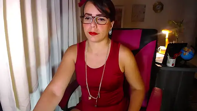 Snapshot of danielle_rose_1 chatting on 04-19-26, 04:19 danielle rose 1 online show from 04-19-26, 04:19