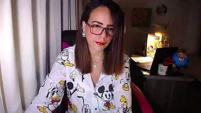 Snapshot of danielle_rose_1 chatting on 04-26-26, 04:04 danielle rose 1 online show from 04-26-26, 04:04