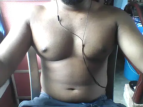 Snapshot of hot_to_handel chatting on 05-21-26, 06:22 hot to handel online show from 05-21-26, 06:22