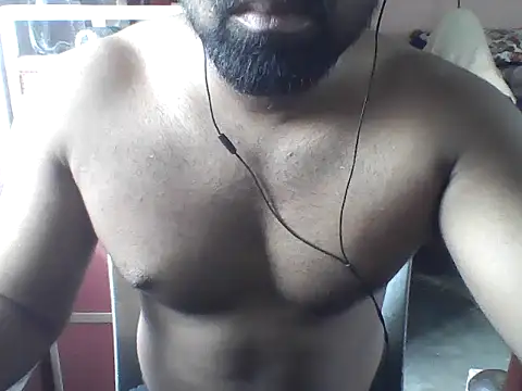 Snapshot of hot_to_handel chatting on 05-27-26, 04:53 hot to handel online show from 05-27-26, 04:53