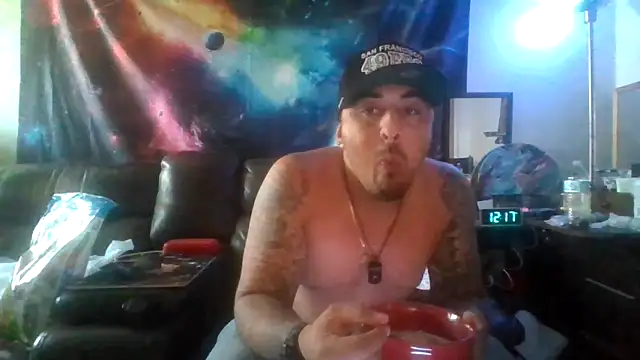 Snapshot of Antoniothedon chatting on 04-21-26, 07:20 Antoniothedon online show from 04-21-26, 07:20