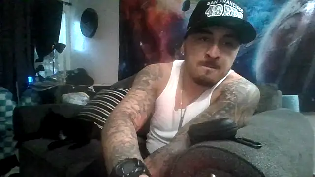 Snapshot of Antoniothedon chatting on 05-08-26, 01:48 Antoniothedon online show from 05-08-26, 01:48