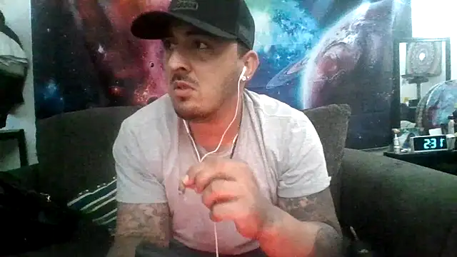 Snapshot of Antoniothedon chatting on 04-27-26, 09:35 Antoniothedon online show from 04-27-26, 09:35