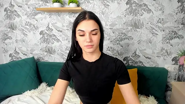 Snapshot of Hellen_Moore chatting on 03-06-25, 12:43 Hellen Moore online show from 03-06-25, 12:43