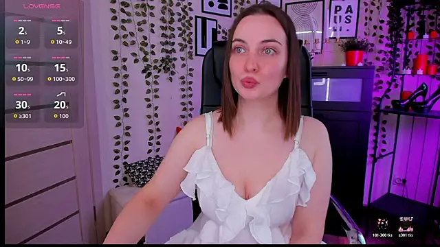 Snapshot of Astarte_Aste chatting on 07-25-26, 11:27 Astarte Aste online show from 07-25-26, 11:27